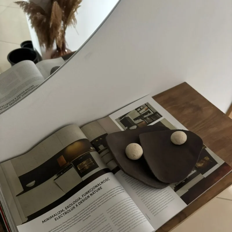 Talerzyki ceramiczne czarne 'Dots'