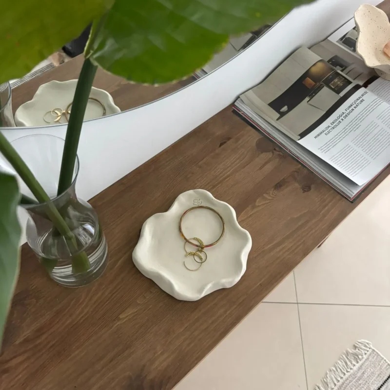 Podstawka pod biżuterię większa 'Feminine'